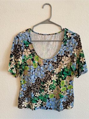 Floral Scoop Neck Top